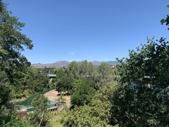 1001-1007 East St, Redding, CA 96001